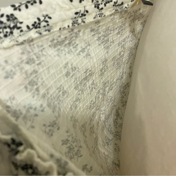 Roxy Medium White Lightweight Summer Dress Black Floral Pattern - Picture 12 of 14